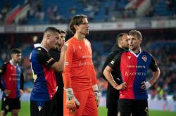 开云体育中国官网-哈德斯菲尔德告负，降级危机扩大