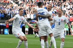 开云体育直播-斯洛伐克队惊艳表现，备受瞩目