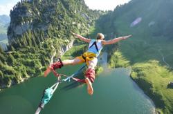 开云体育app-开拓者关键战突围辽宁队，戈贝尔成为关键先生