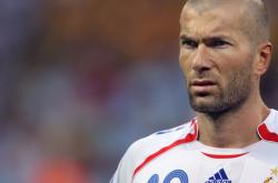 开云体育直播-范弗利特奥运前奏曲，雄鹿压哨绝杀公牛，关键先生接管命运之战