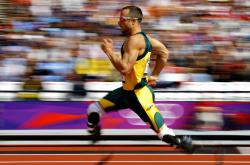 开云体育平台APP-赛道之外的传奇，哥伦比亚加时绝杀几内亚，一场改写F1年度争冠格局的焦点战