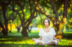 开云体育官方网站-季后赛抢七之夜，戈贝尔存在感拉满