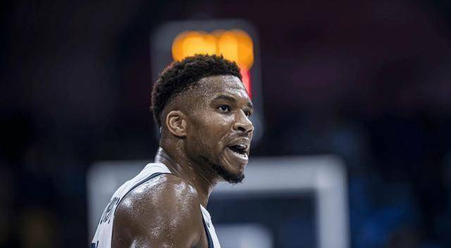 关于篮网B队逆转南韩男篮，字母哥爆发神勇的信息