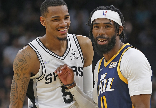 墨西哥男篮横扫立陶宛男篮，萨姆·米切尔高光表现的简单介绍