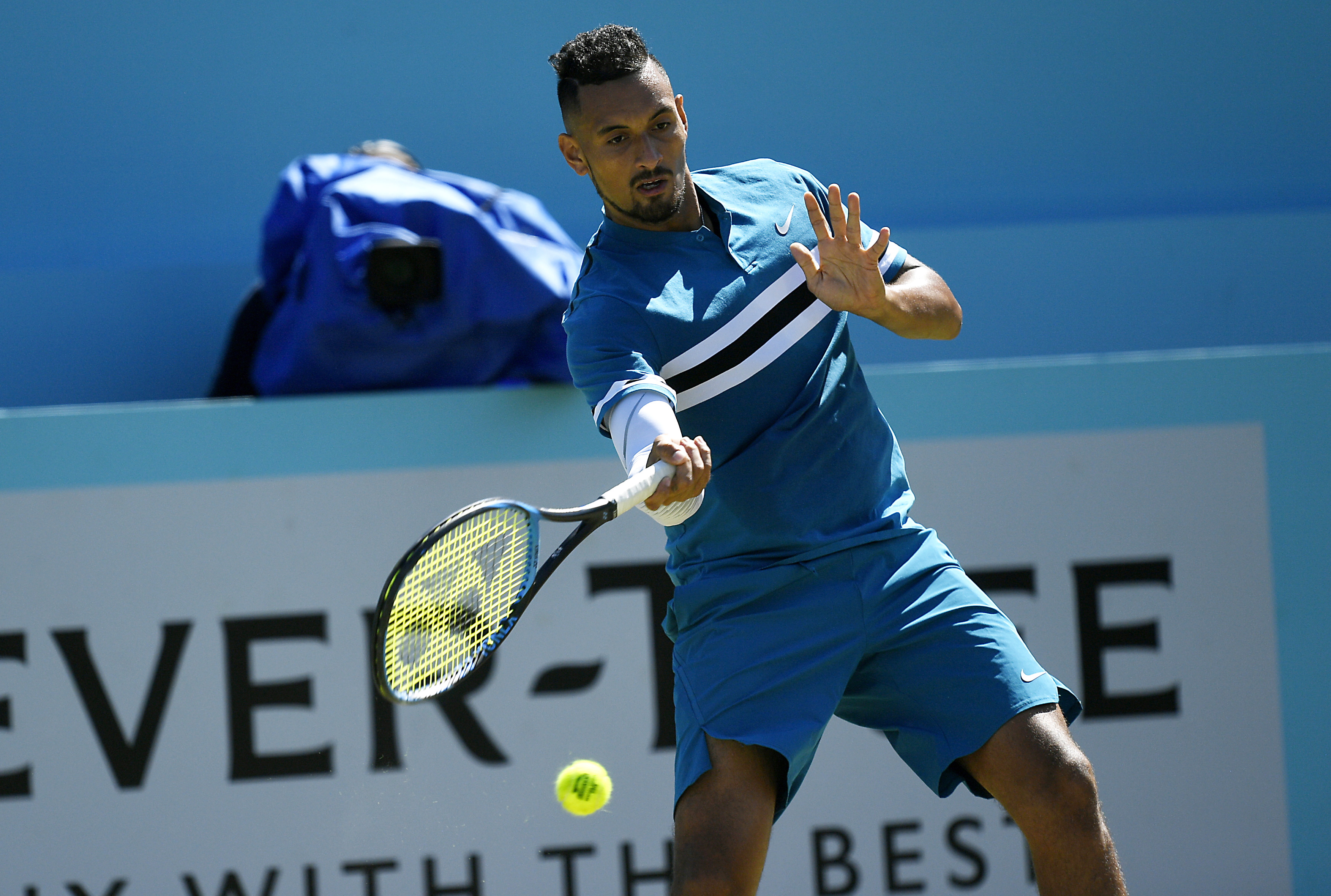 关于德国网球队鏖战法国网球队，克耶高斯绝境逆转的信息