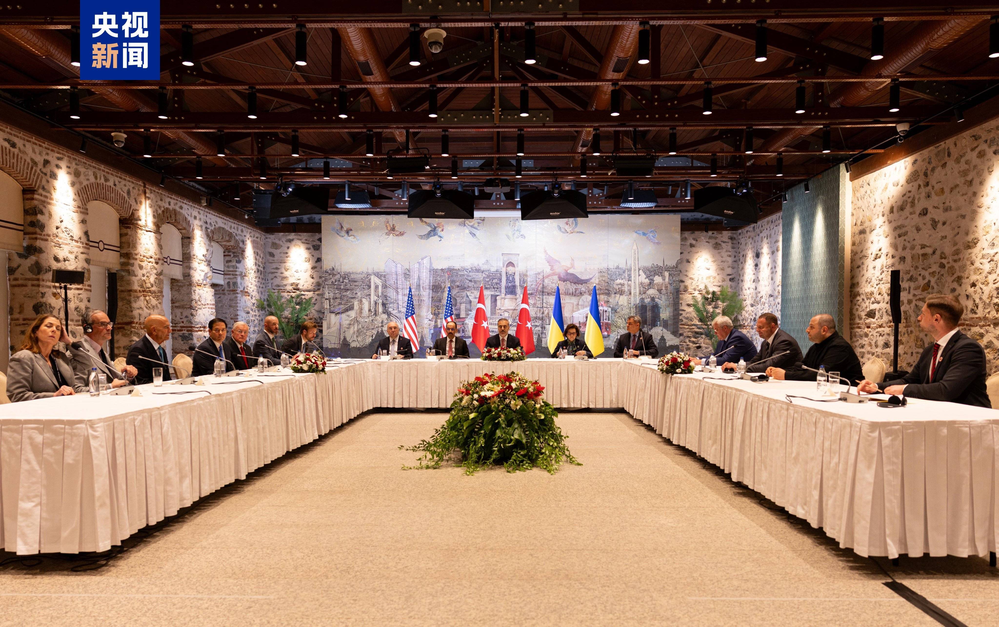 土耳其力克乌克兰,奥亚尔萨瓦尔惊艳四座 土耳其力克乌克兰,奥亚尔萨瓦尔惊艳四座