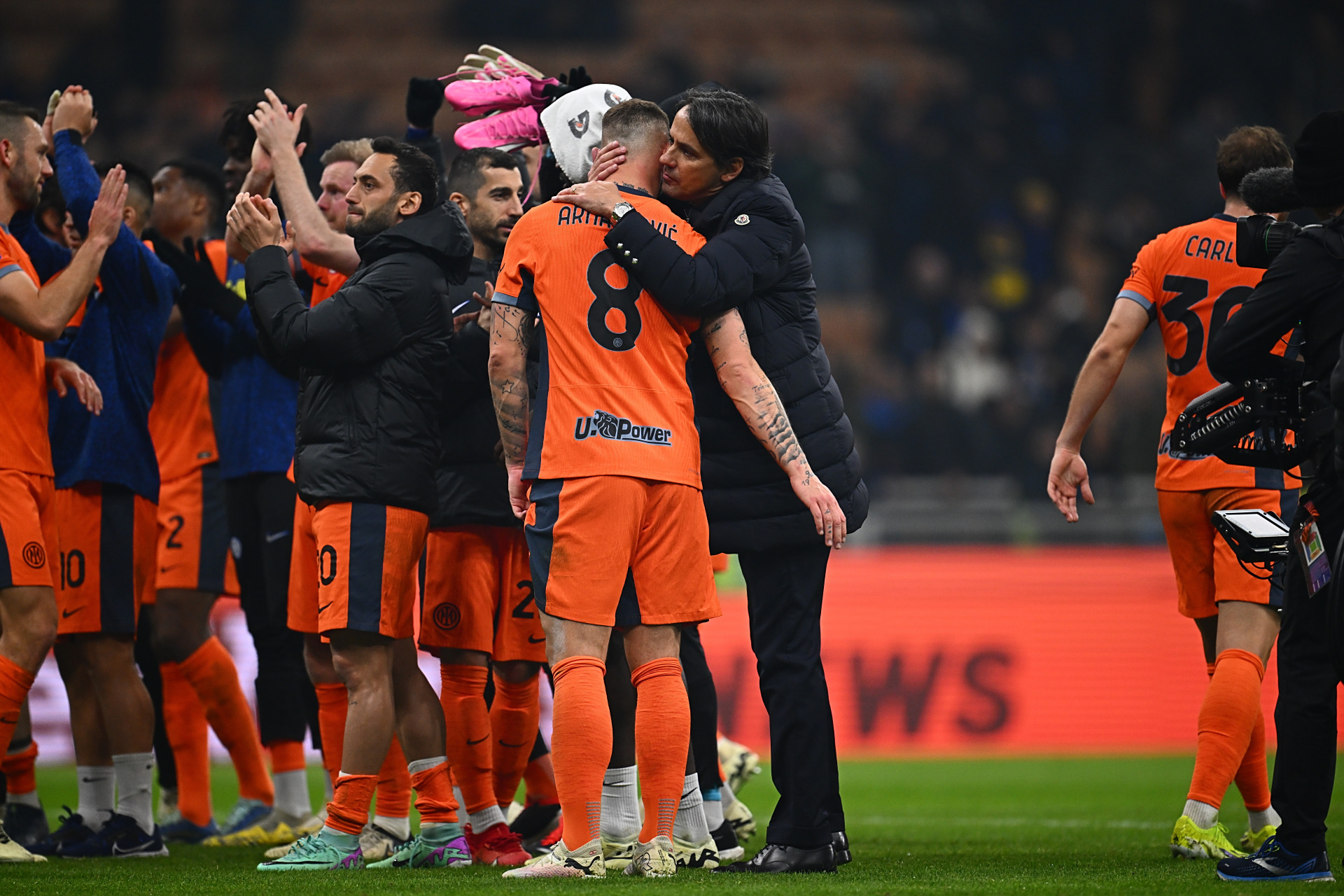 国米主场全取三分,领跑意甲 国米主场全取三分,领跑意甲