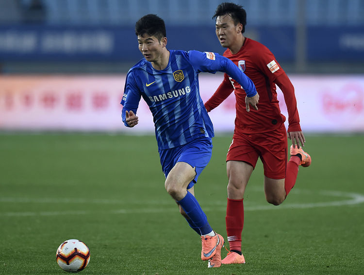 苏宁球队实力强劲，多名国脚出征