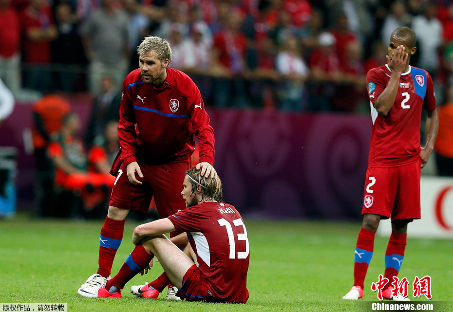 包含捷克队力挫对手，成功闯入欧预赛四强的词条