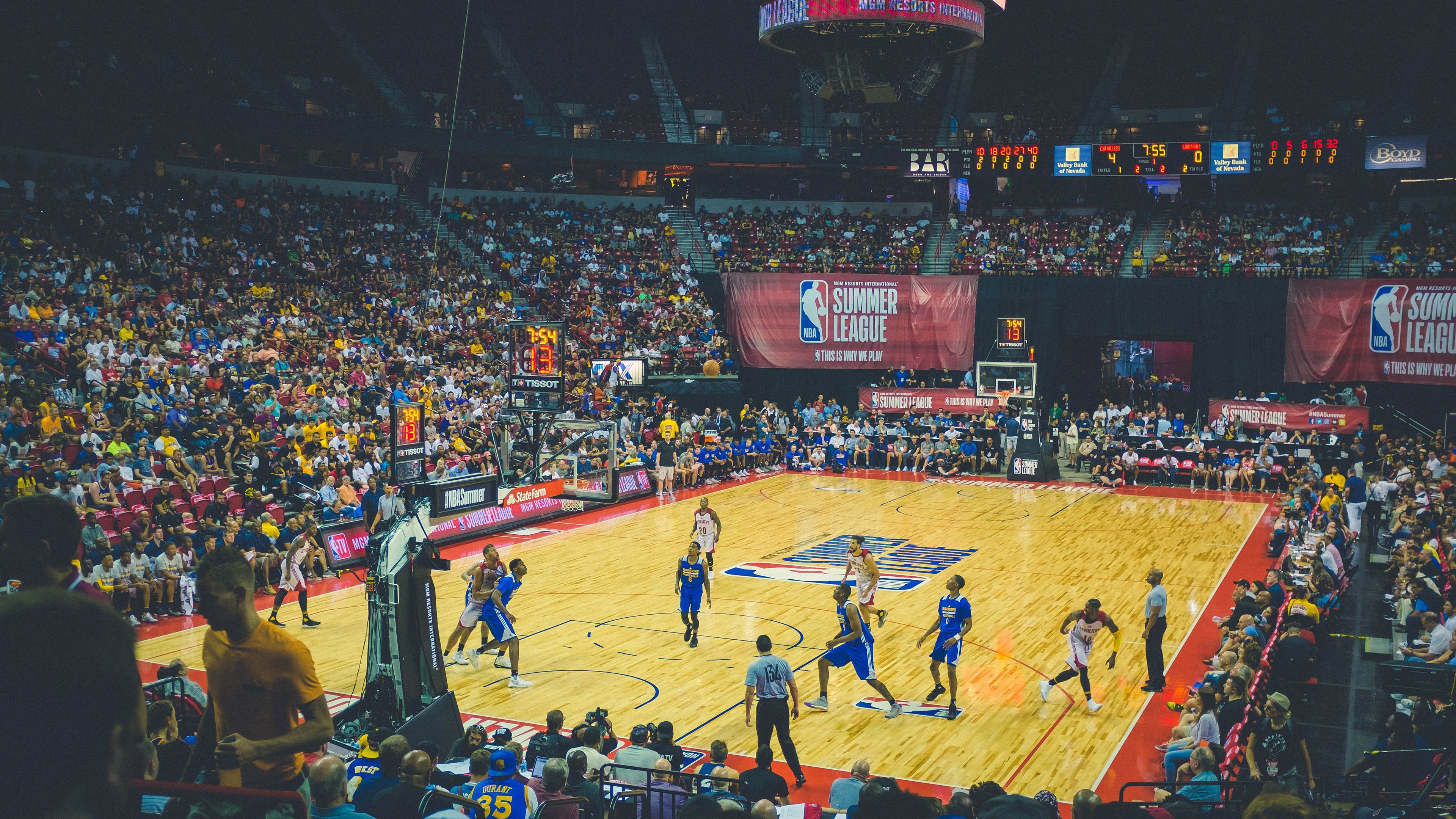 塞维利亚的节奏之舞，马赛防线在格纳布里风暴中崩解